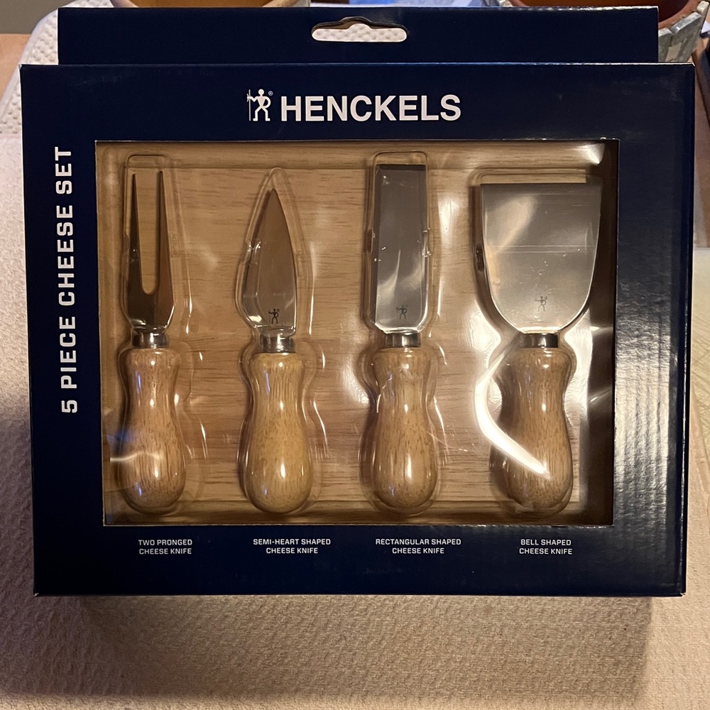 Brand New ZWILLING J.A. Henckels 5-Piece Cheese Knife Set with Wooden Handles